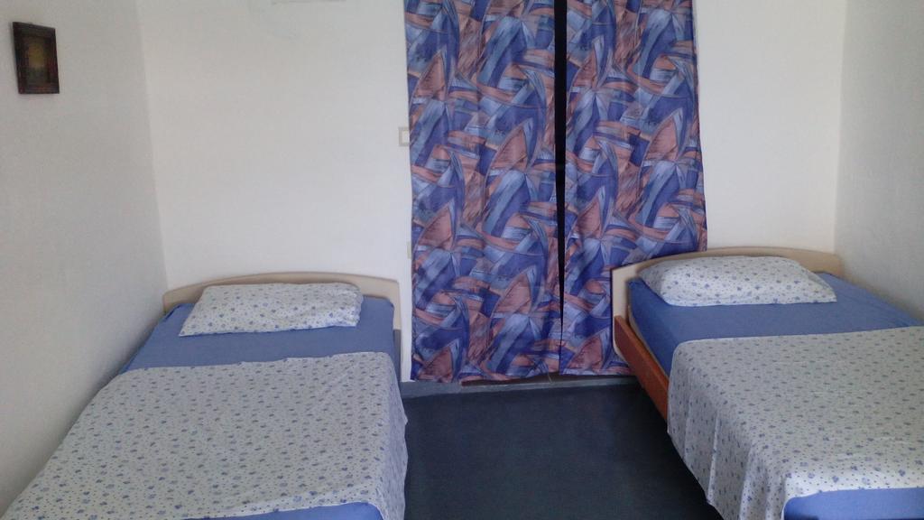 Stone House * Himare