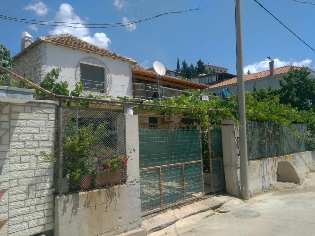 Guest house Stone House